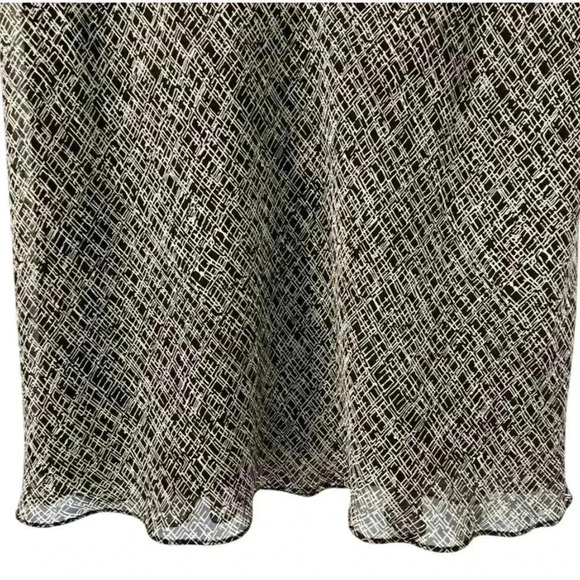 Ann Taylor LOFT Women's Black Geometric Midi Dress Size 4 Casual - Picture 9 of 9